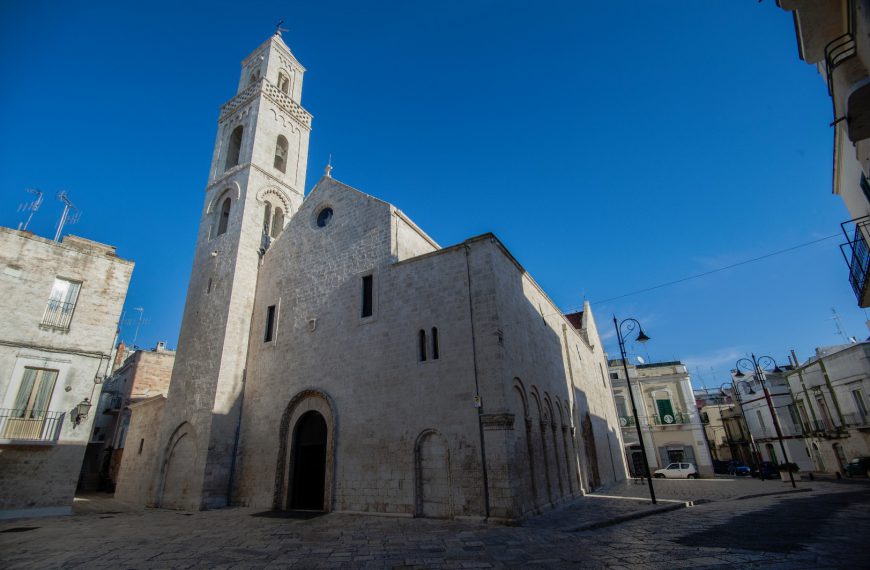 Noicattaro: parrocchia Santa Maria della pace
